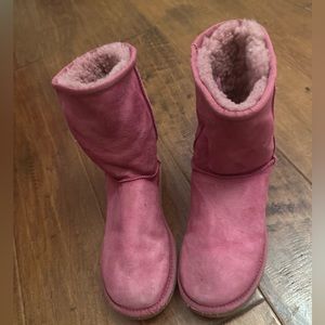 Pink Uggs